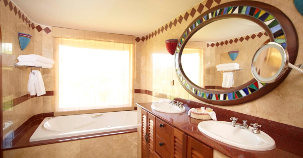 Amboseli Serena Safari Lodge