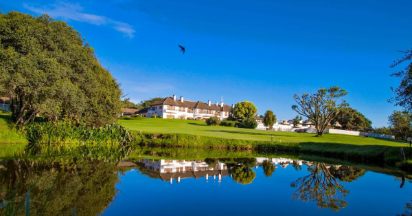 Fairmont Mount Kenya Safari Club