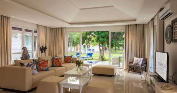 Leopard Beach Resort and Spa